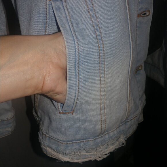 mono b: Distressed Ripped Light Wash Denim Jacket - Women's Size Large - Picture 7 of 11